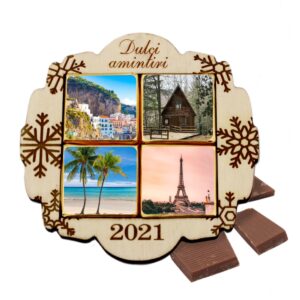Ramă „Dulci amintiri” cu 4 ciocolățele și 4 fotografii - personalizabilă