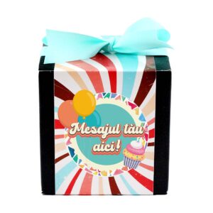 Cub cu dulce și mesaj personalizat